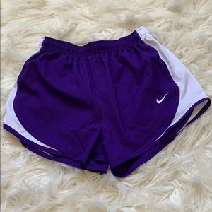 Nike tennis shorts